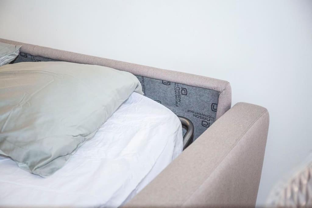 Grand 2 Pieces Balcon Parking Porte Paris Aubervilliers Exterior foto